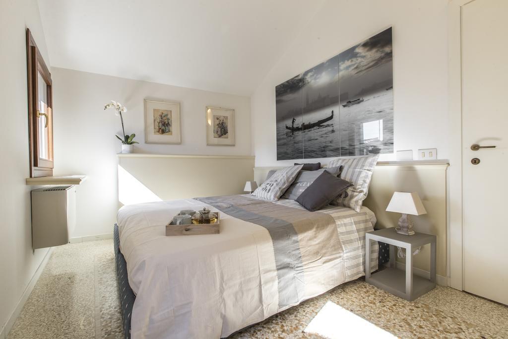 Lovely Venetian Apartment Екстер'єр фото